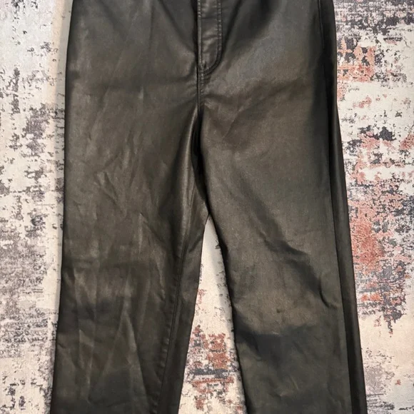 Express Shiny Faux Leather Pants Super Hi-Rise - Size 6 Regular - Picture 4 of 16